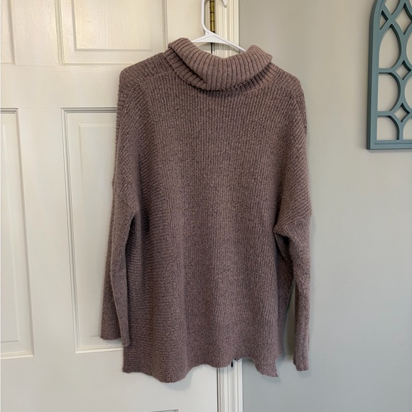 Faded Glory Dusty Mauve Turtleneck Sweater - Picture 5 of 6